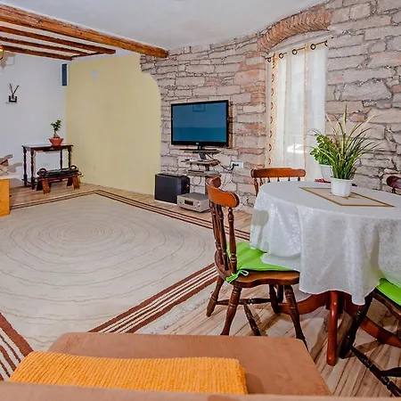 Apartment Sani